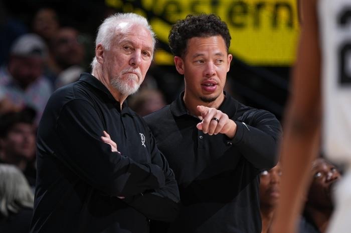 保利体育官方入口-NBA总决赛前数据深度分析！尼克斯马刺究竟谁能最终问鼎？